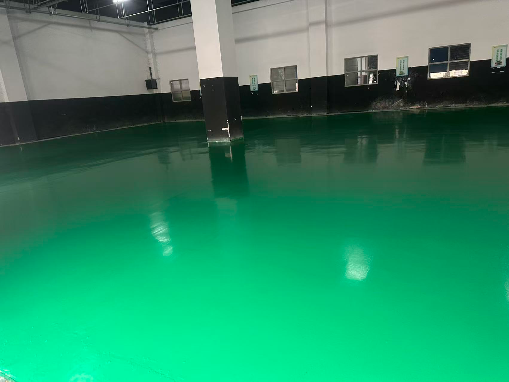 立铠精密科技工业车间地坪施工效果三